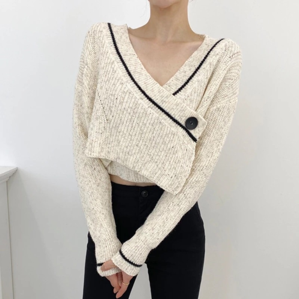 Sweater knit cream womens button short long sleeve top French style - Picture 2 of 7